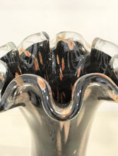 Carica l'immagine nel visualizzatore di Gallery, Vaso OSTRICA NERO - AVVENTURINA