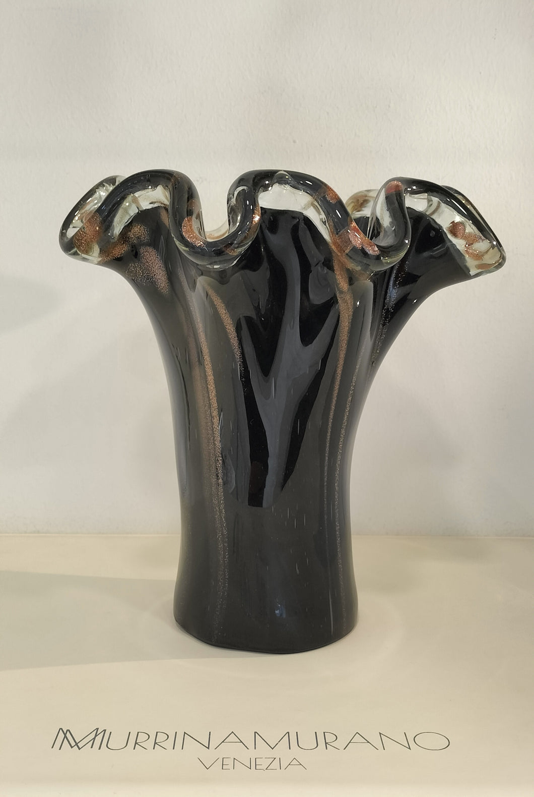 Vaso OSTRICA NERO - AVVENTURINA