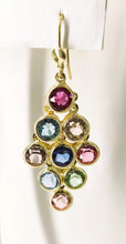 Carica l&#39;immagine nel visualizzatore di Gallery, BYSIMON - Orecchini in Argento 925 cascata a grappolo, impreziosita da cristalli multicolore
