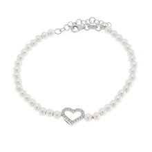 Carica l&#39;immagine nel visualizzatore di Gallery, BYSIMON - Bracciale in Argento 925 con perle di acqua dolce e cuore traforato
