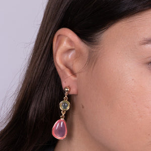 BYSIMON - Orecchini in Metallo con cristalli a forma di goccia rosa
