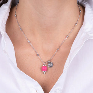 BYSIMON - Collana in Metallo con campanella portafortuna pendente, impreziosita da smalto e cristalli