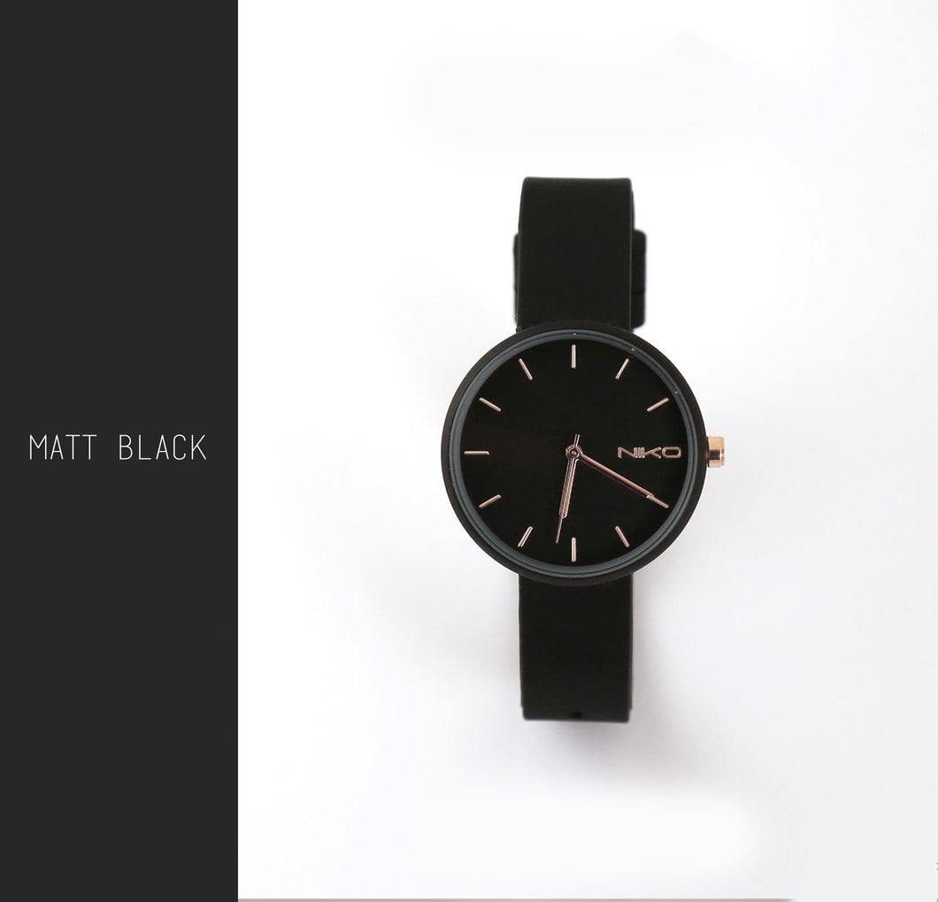 Orologio analogico con cinturino gommato colore nero - NIKO Watch matt black