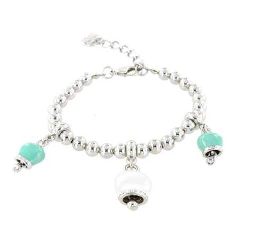 BYSIMON - Bracciale con sfere e campanelle portafortuna di colore verdi e bianche con cristalli
