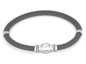 Bracciale in cuoio cucito grigio con chiusura magnetica in acciaio