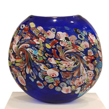 Carica l&#39;immagine nel visualizzatore di Gallery, Vaso in vetro colorato blu con avventurina e murrina
